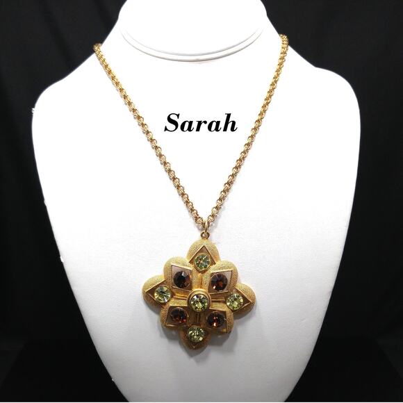 Sarah Coventry "Starburst" Pendant Necklace, Austrian Crystal Rhinestones, 1970s - Picture 7 of 10